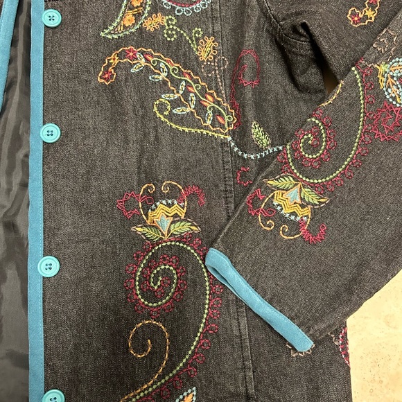 Denim & Co Embroidered Jeans Jacket - Picture 9 of 9